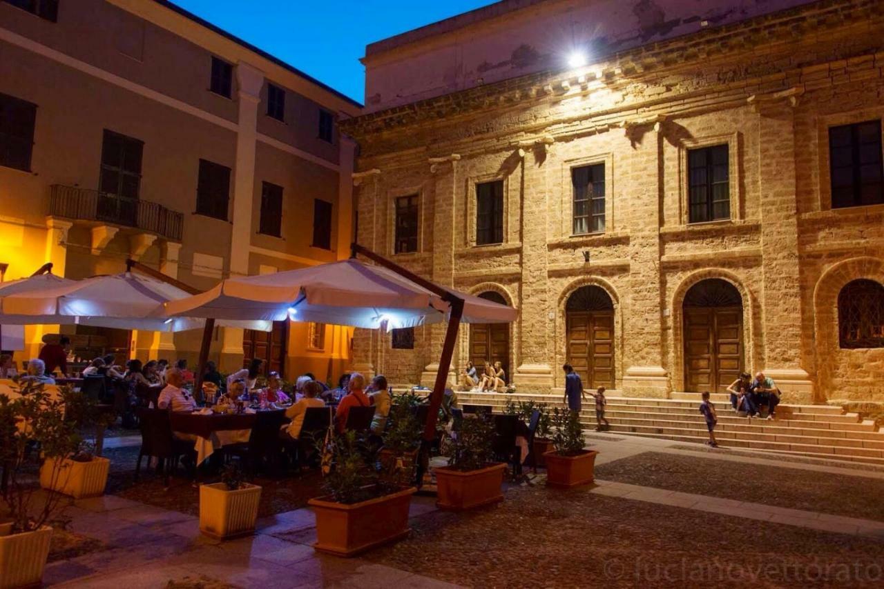 Alghero Old Town Apartment Steps To Sea And Scenic Ramparts Ngoại thất bức ảnh