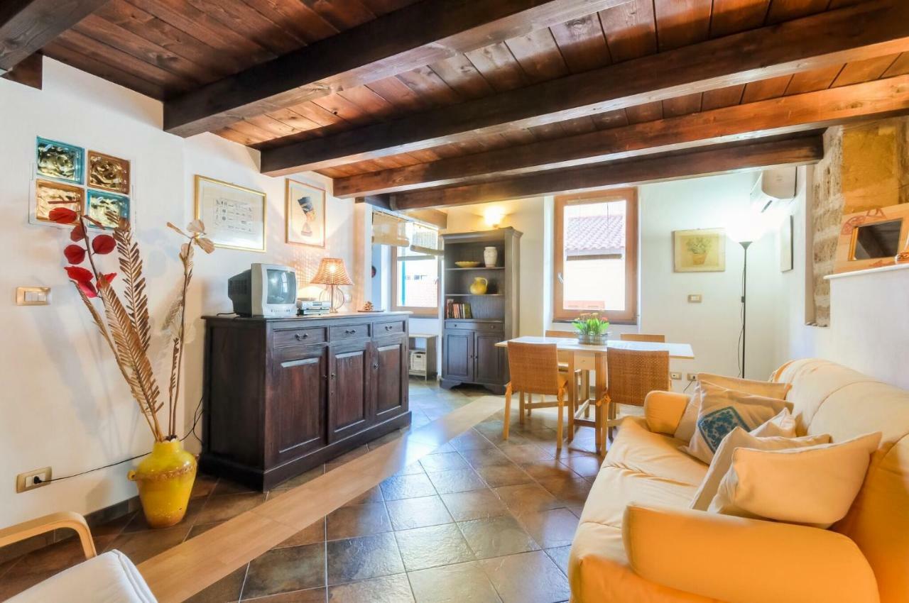 Alghero Old Town Apartment Steps To Sea And Scenic Ramparts Ngoại thất bức ảnh